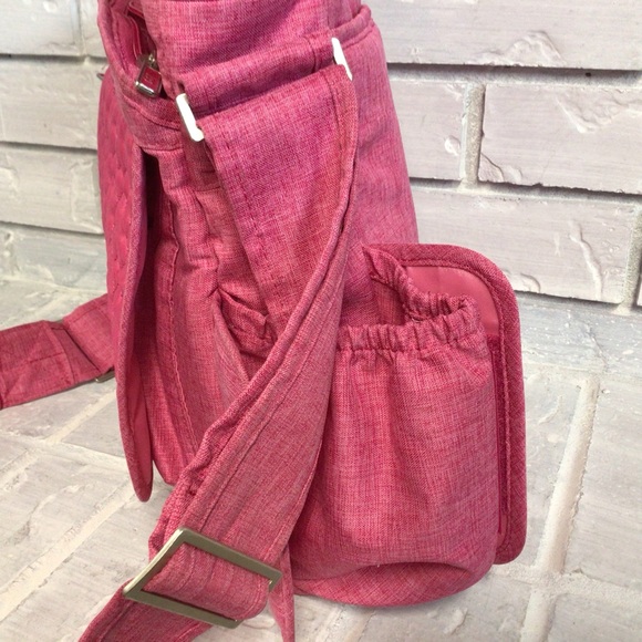 LUG HOT PINK CROSSBODY BAG WITH ADJUSTABLE STRAP EUC - Picture 13 of 14